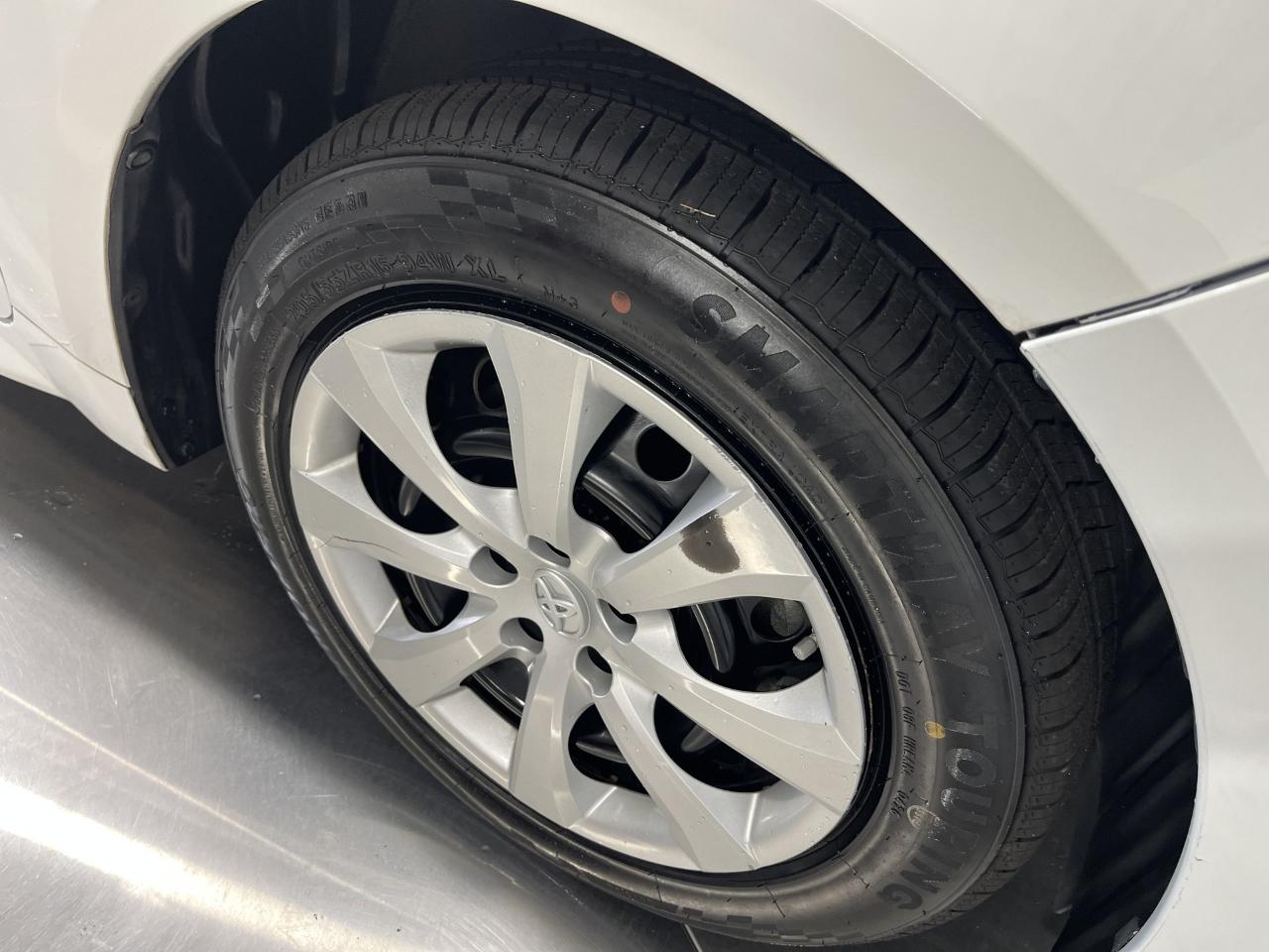 Toyota Corolla LE 2021