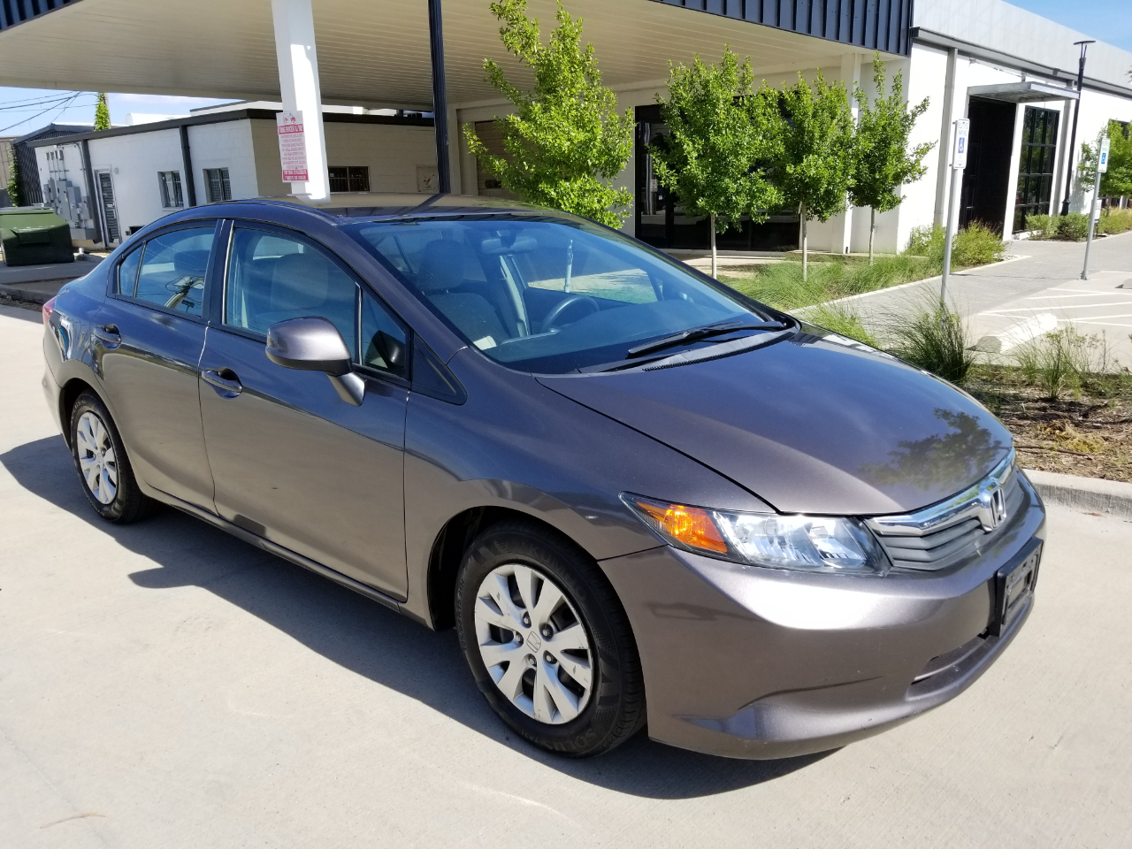 Used 2012 Honda Civic LX Sedan 5Speed AT for Sale in Arlington TX