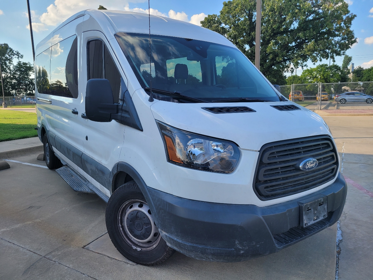 2018 Ford Transit XL photo 2