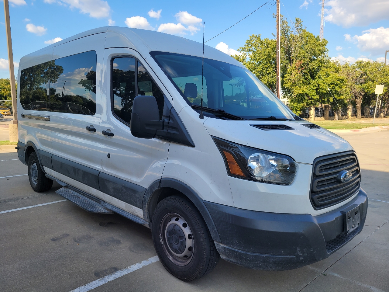 2018 Ford Transit XL photo 4