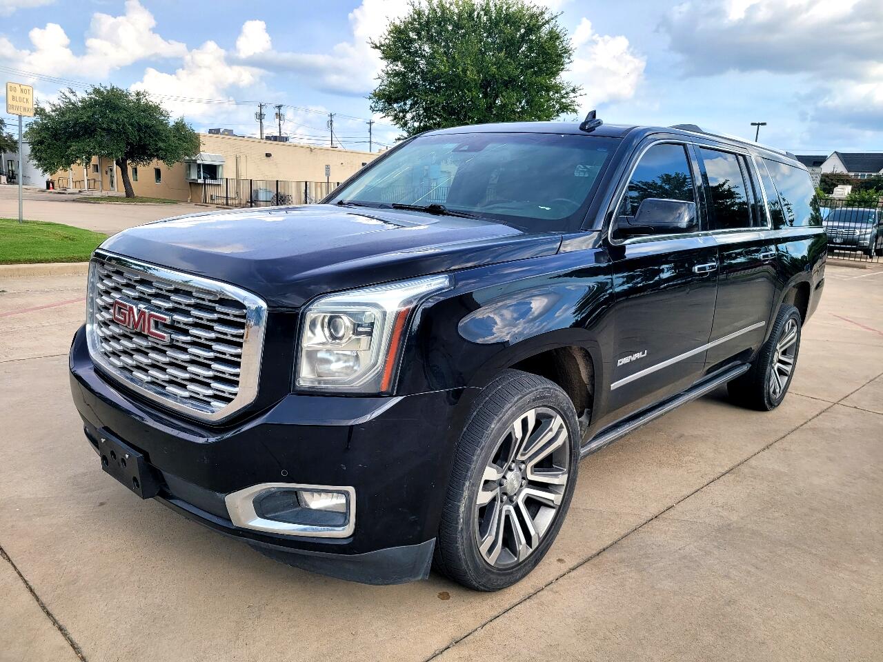 GMC Yukon XL Denali 2WD 2019 GMC Yukon XL Denali 2WD 2019