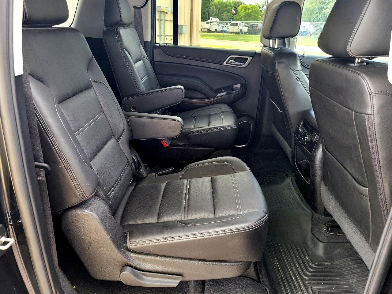 GMC Yukon XL Denali 2WD 2019 GMC Yukon XL Denali 2WD 2019