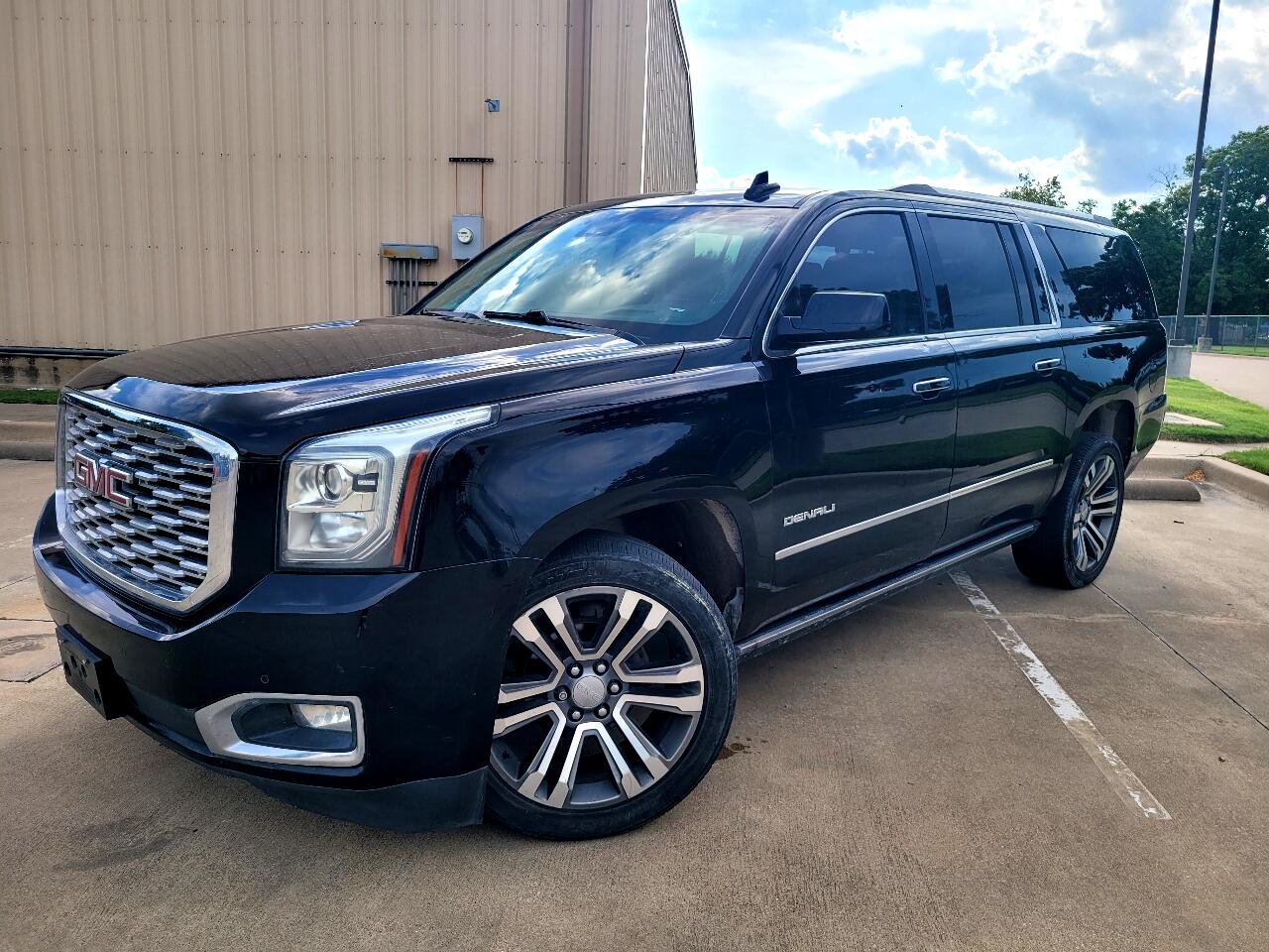 GMC Yukon XL Denali 2WD 2019 GMC Yukon XL Denali 2WD 2019