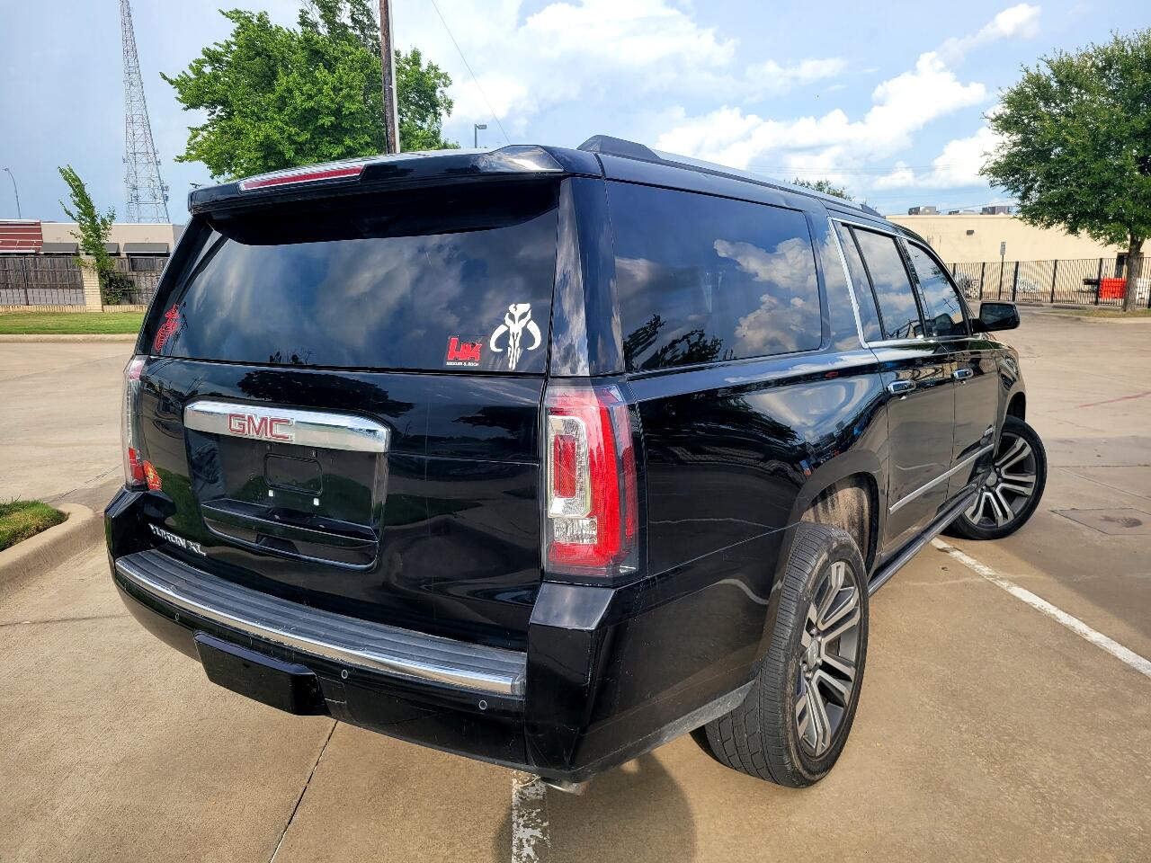 GMC Yukon XL Denali 2WD 2019 GMC Yukon XL Denali 2WD 2019