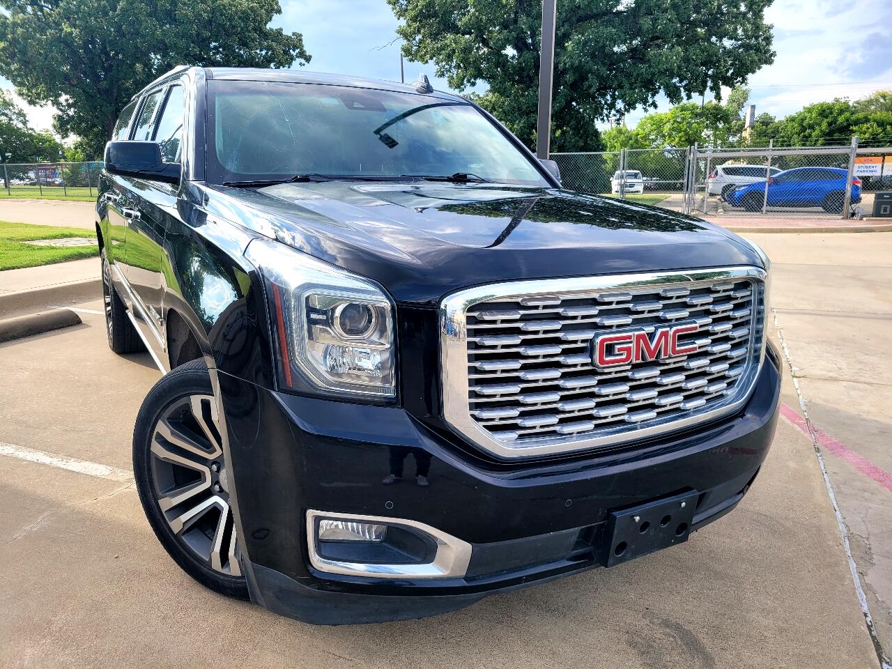GMC Yukon XL Denali 2WD 2019 GMC Yukon XL Denali 2WD 2019
