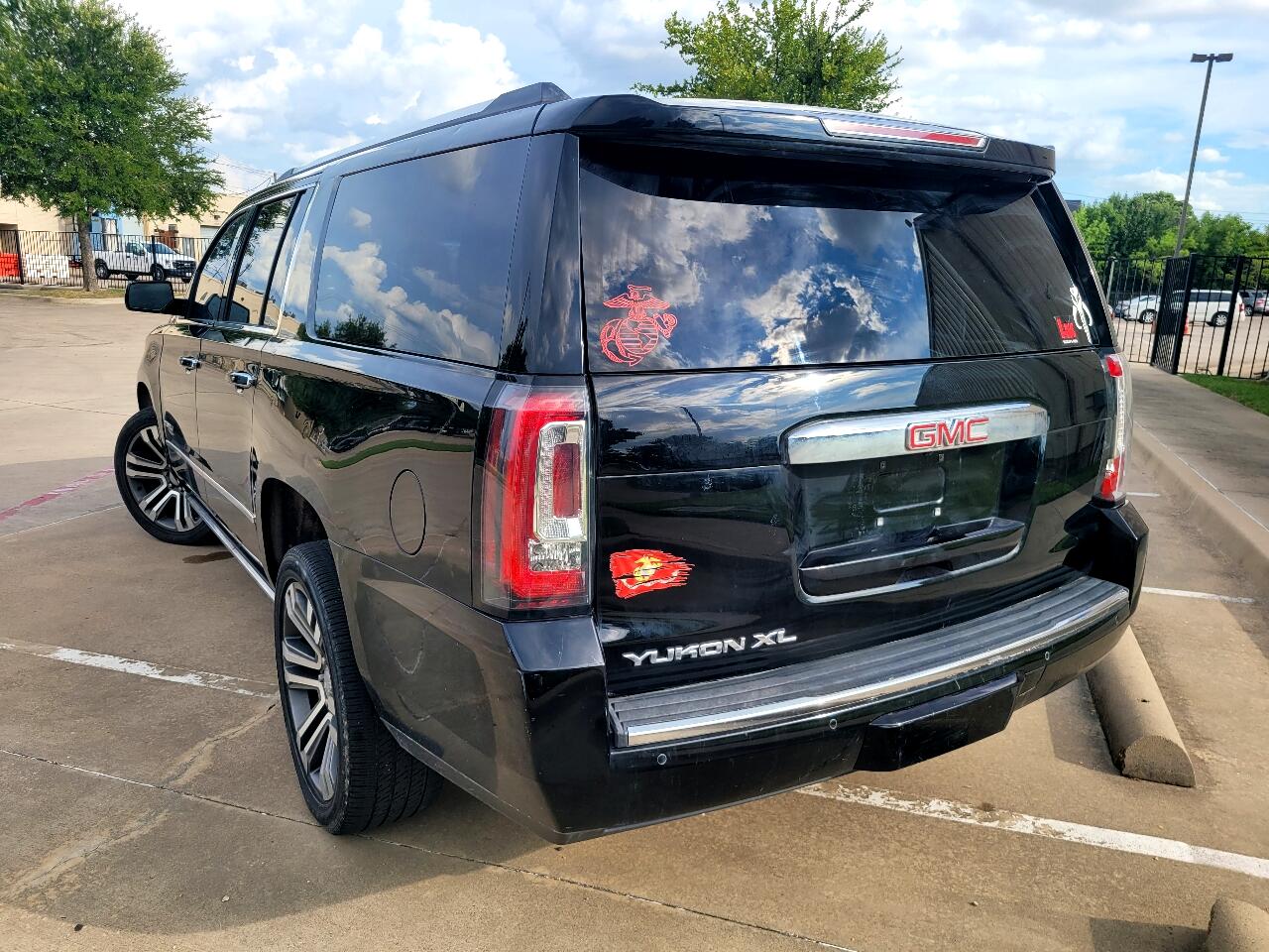 GMC Yukon XL Denali 2WD 2019 GMC Yukon XL Denali 2WD 2019
