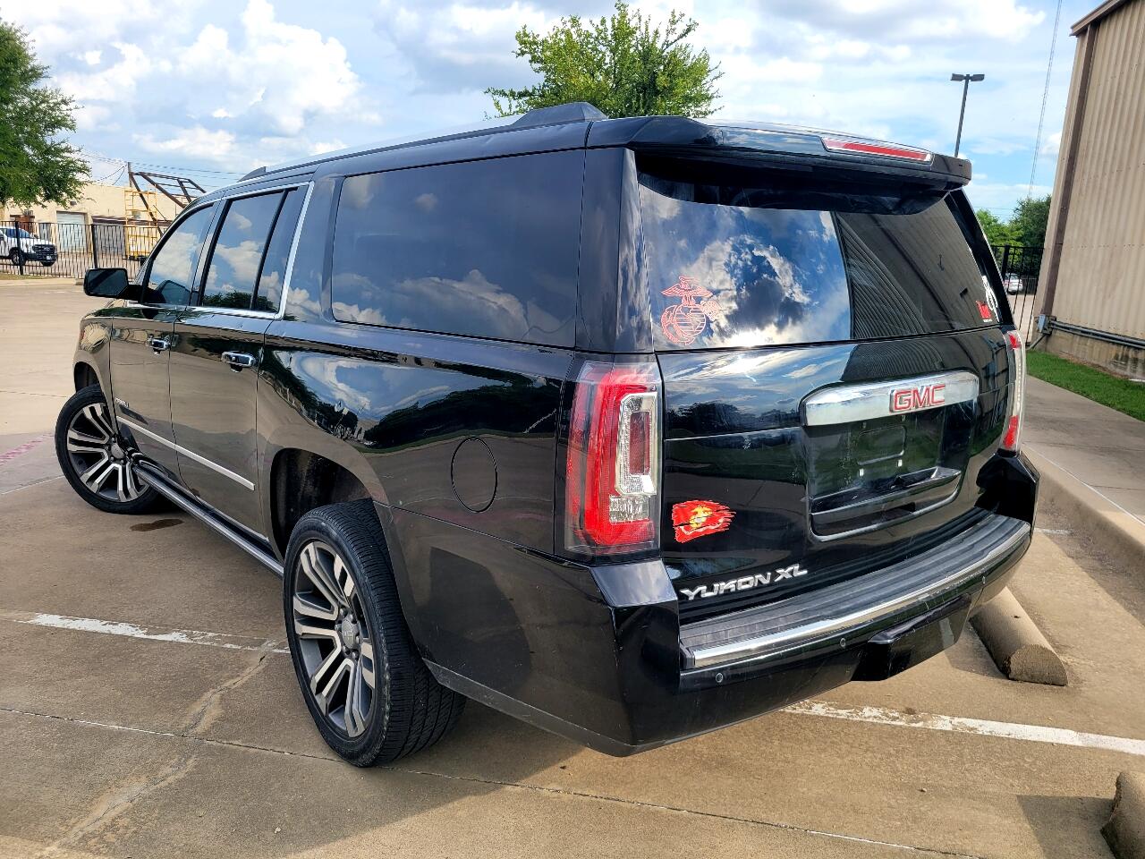 GMC Yukon XL Denali 2WD 2019 GMC Yukon XL Denali 2WD 2019