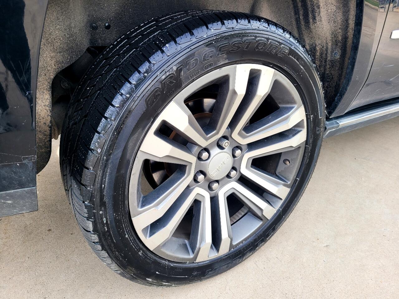 GMC Yukon XL Denali 2WD 2019 GMC Yukon XL Denali 2WD 2019