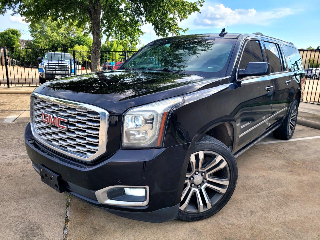 GMC Yukon XL Denali 2WD 2019 GMC Yukon XL Denali 2WD 2019