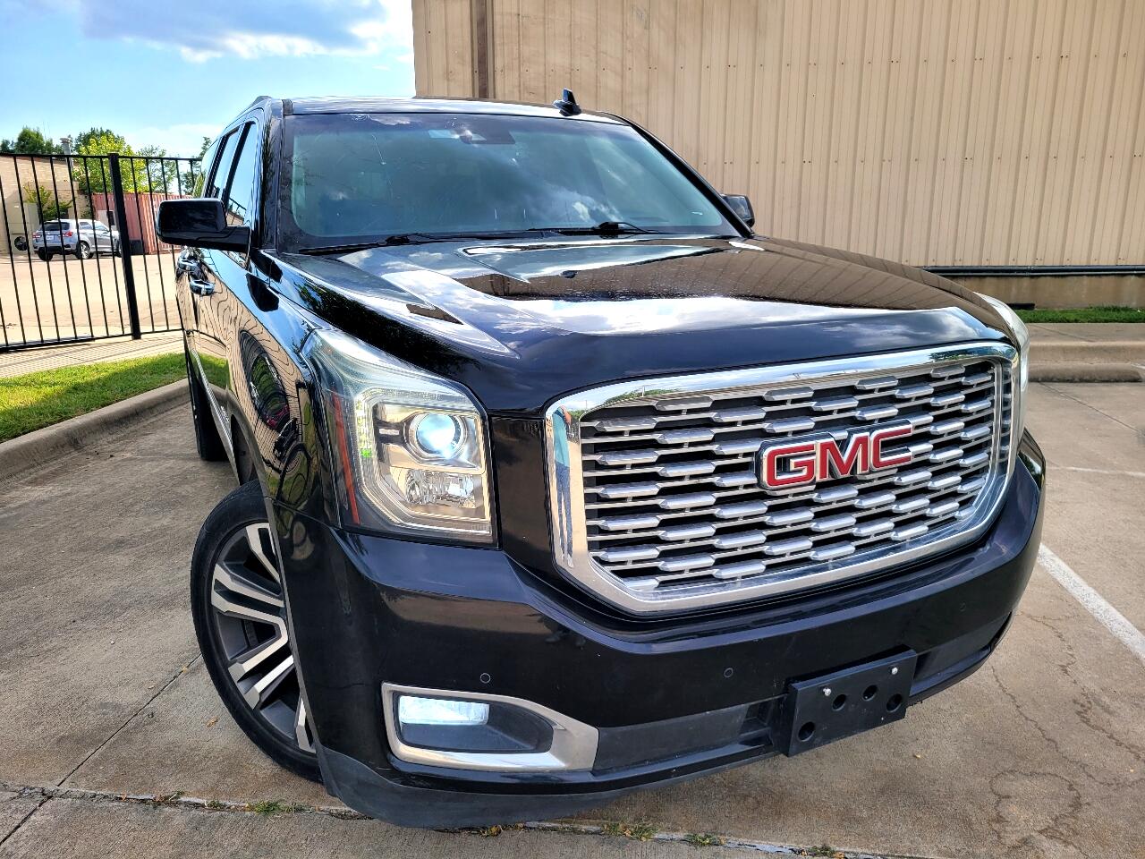 GMC Yukon XL Denali 2WD 2019 GMC Yukon XL Denali 2WD 2019