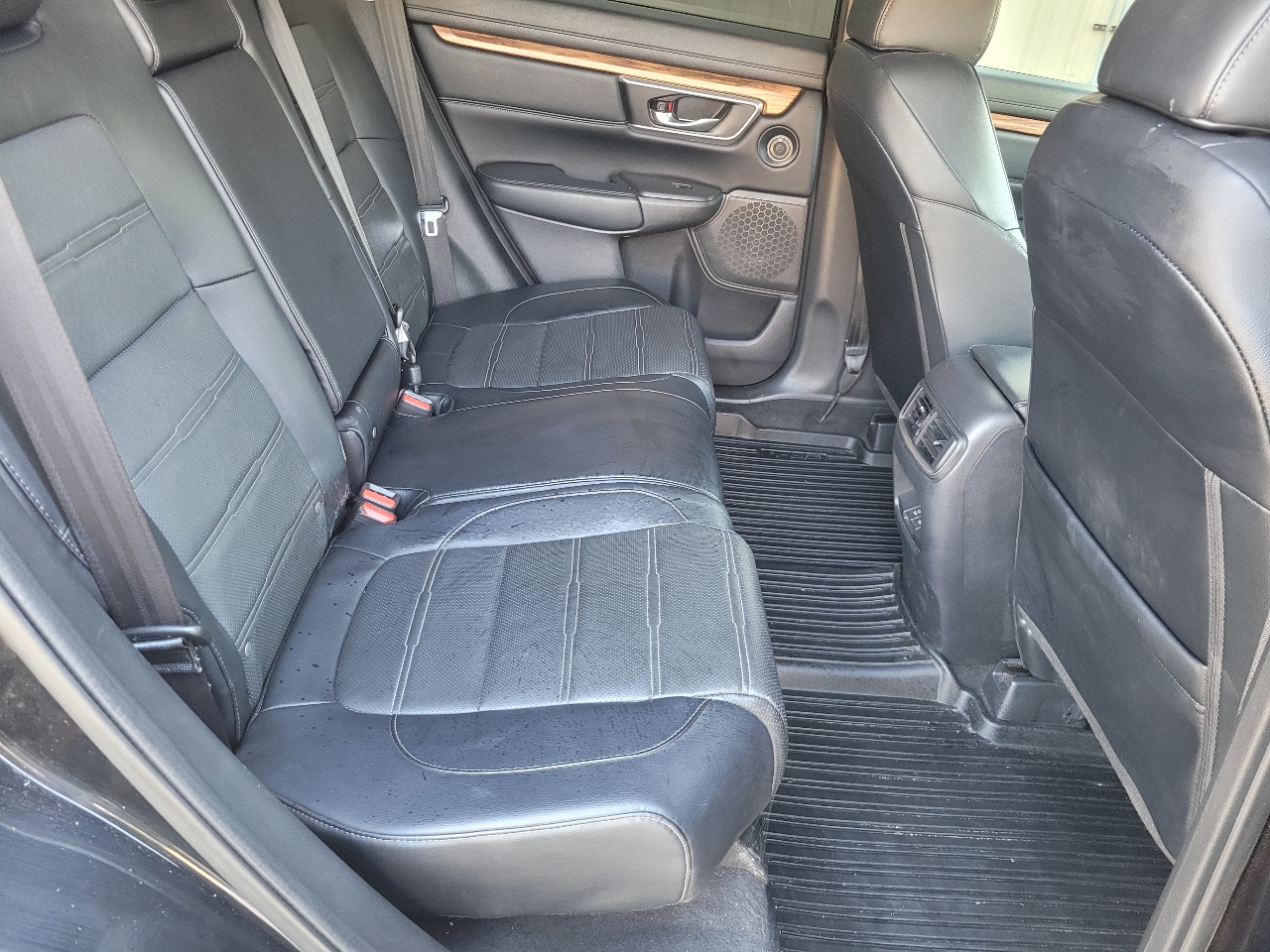 Honda CR-V Touring 2WD 2017 Honda CR-V Touring 2WD 2017