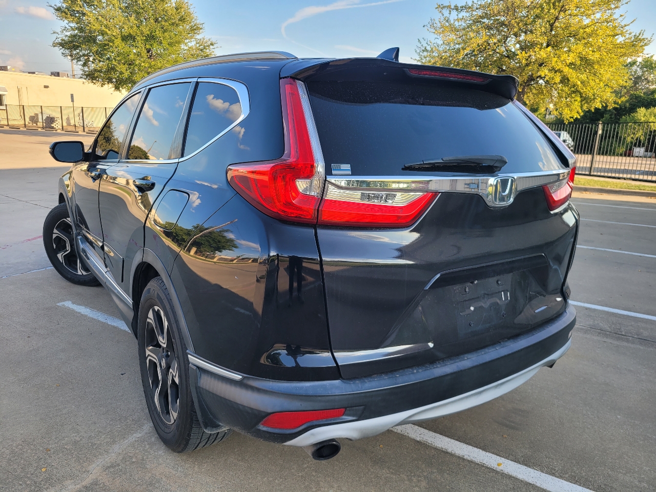 Honda CR-V Touring 2WD 2017 Honda CR-V Touring 2WD 2017