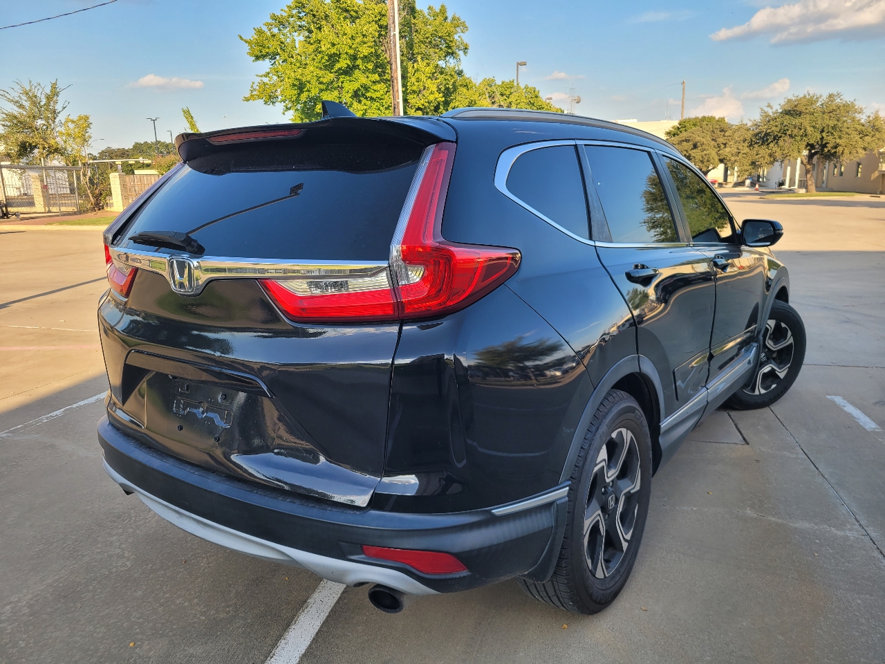 Honda CR-V Touring 2WD 2017 Honda CR-V Touring 2WD 2017
