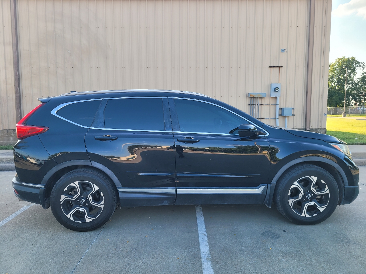 Honda CR-V Touring 2WD 2017 Honda CR-V Touring 2WD 2017
