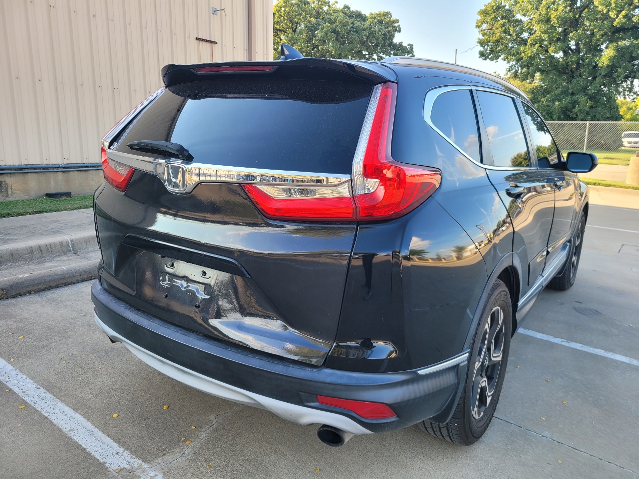 Honda CR-V Touring 2WD 2017 Honda CR-V Touring 2WD 2017