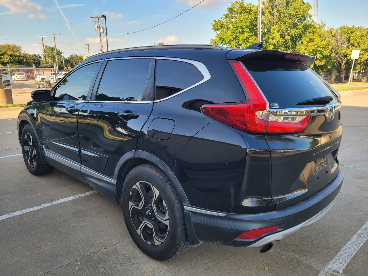 Honda CR-V Touring 2WD 2017 Honda CR-V Touring 2WD 2017