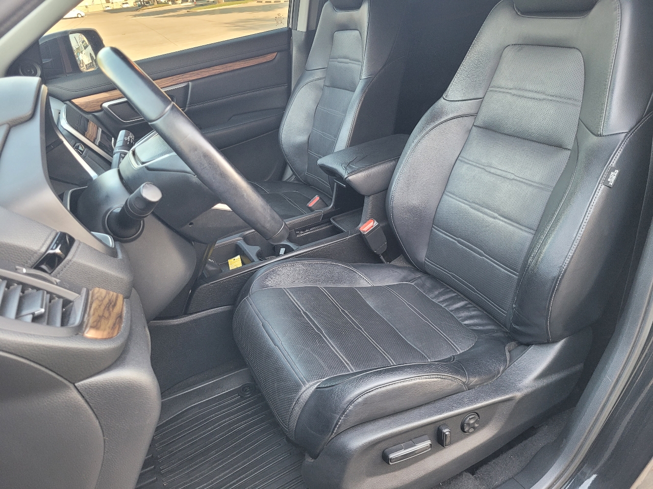 Honda CR-V Touring 2WD 2017 Honda CR-V Touring 2WD 2017