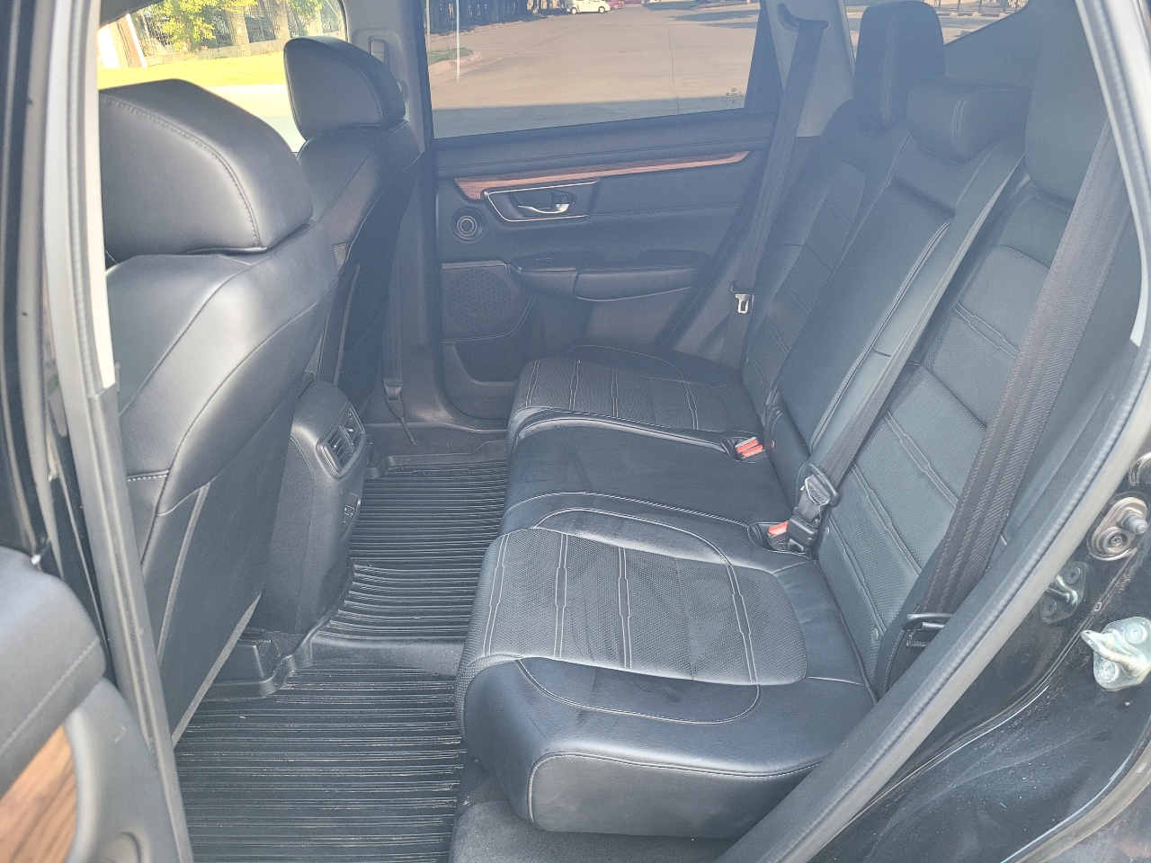 Honda CR-V Touring 2WD 2017 Honda CR-V Touring 2WD 2017