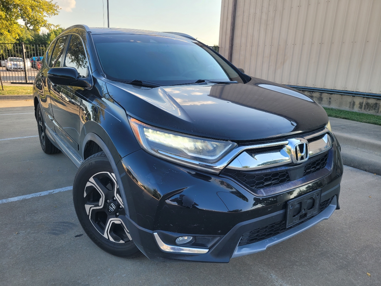 Honda CR-V Touring 2WD 2017 Honda CR-V Touring 2WD 2017