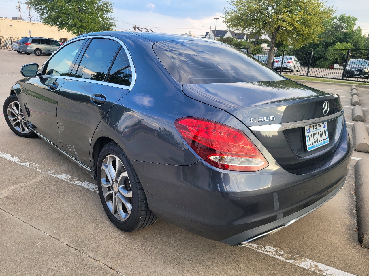 2016 Mercedes Benz C 300 Sedan photo 3