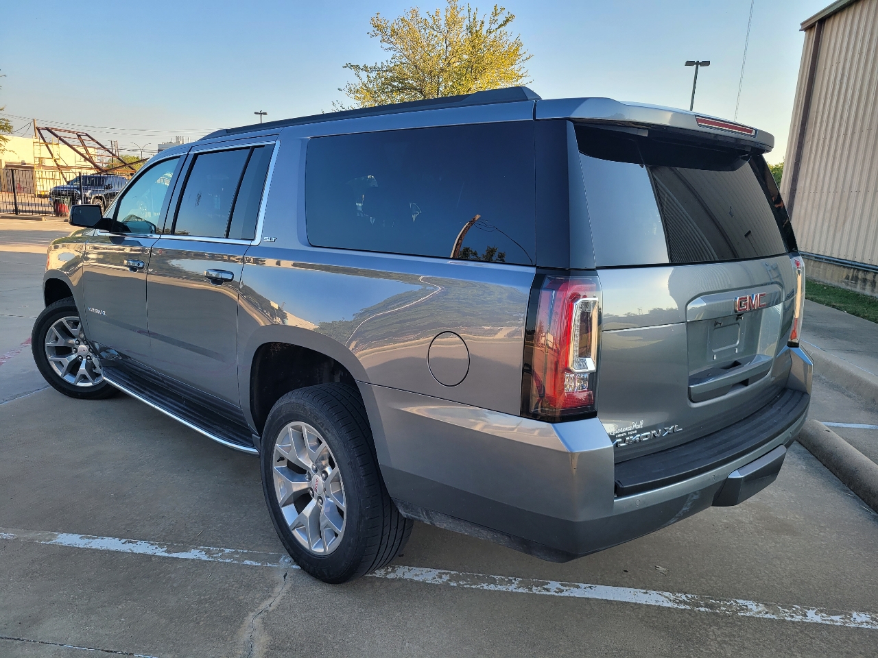 2019 Gmc Yukon XL SLT photo 4
