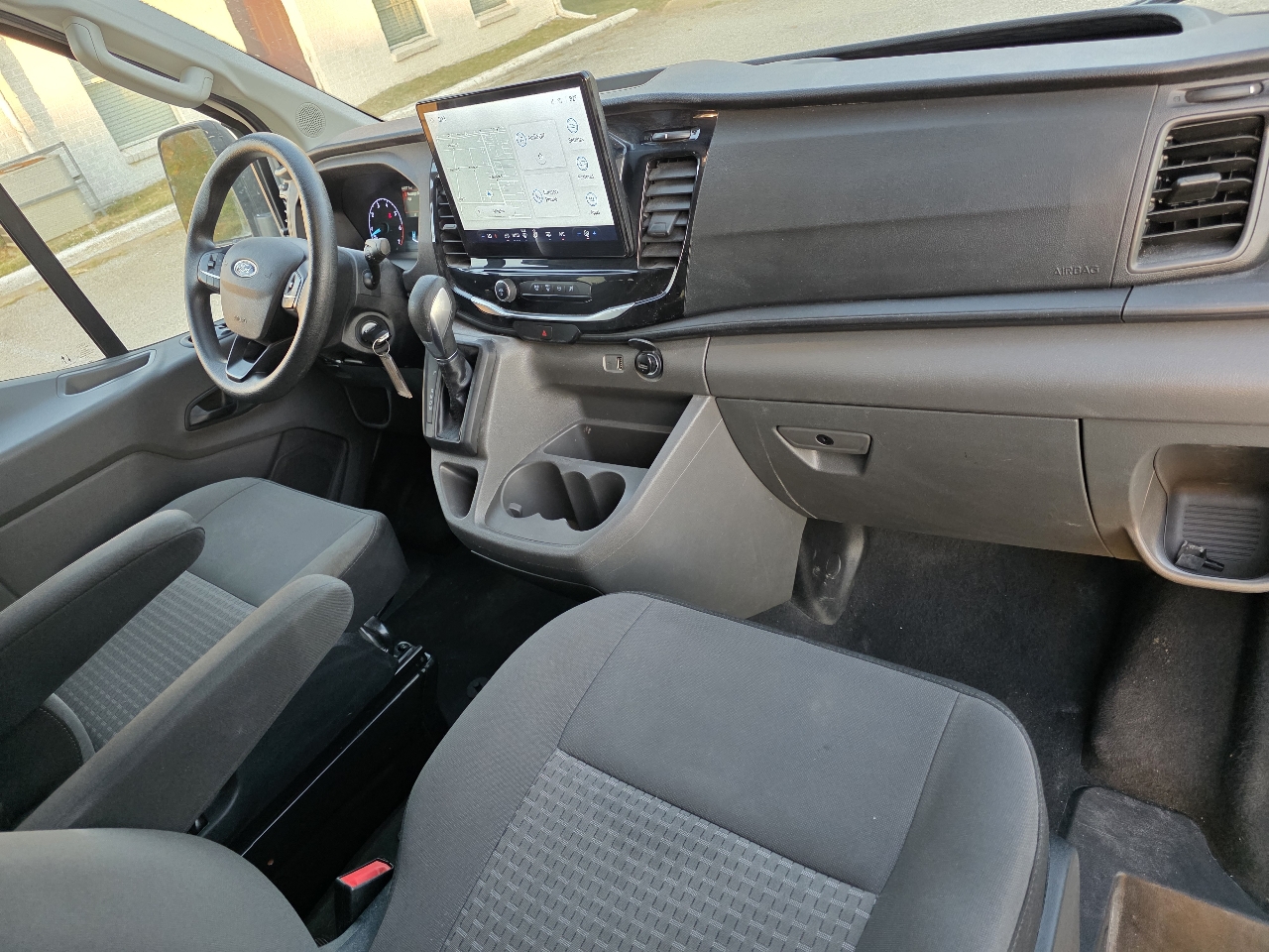 Ford Transit 350 Van Low Roof w/Sliding Pass. 148-in. WB 2023