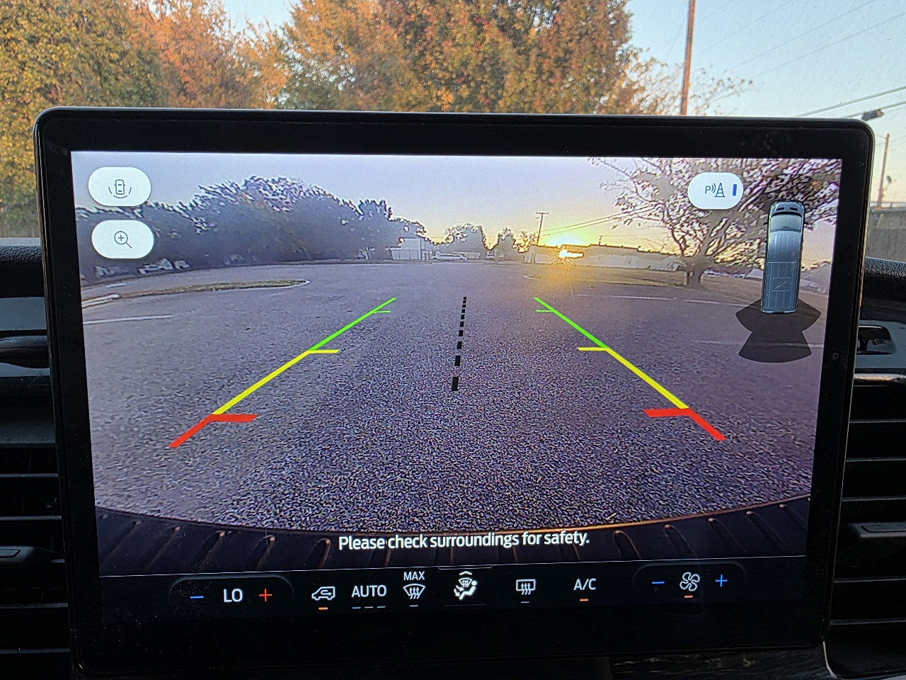 Ford Transit 350 Van Low Roof w/Sliding Pass. 148-in. WB 2023