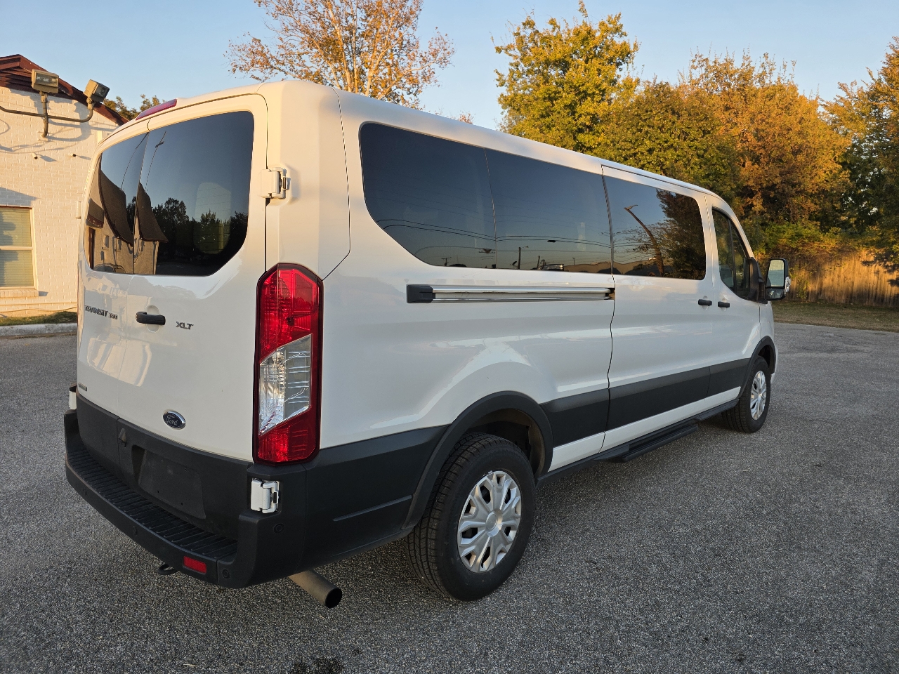 Ford Transit 350 Van Low Roof w/Sliding Pass. 148-in. WB 2023