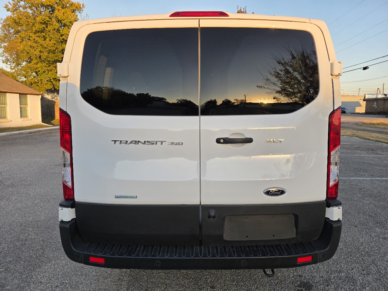 Ford Transit 350 Van Low Roof w/Sliding Pass. 148-in. WB 2023