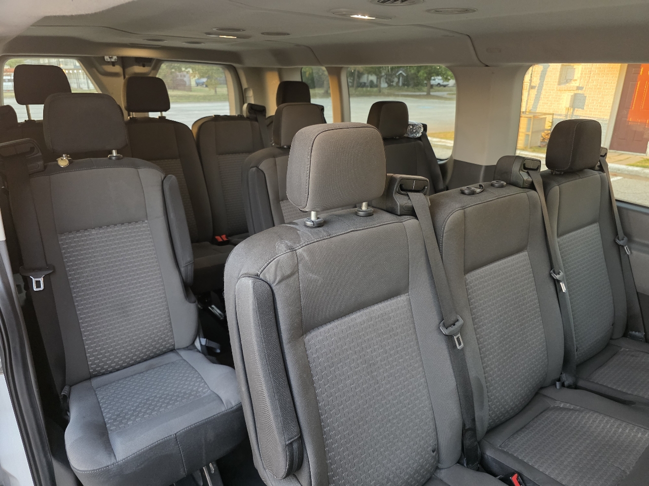 Ford Transit 350 Van Low Roof w/Sliding Pass. 148-in. WB 2023