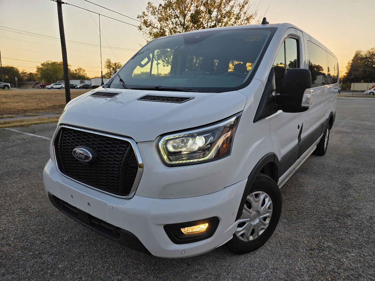 Ford Transit 350 Van Low Roof w/Sliding Pass. 148-in. WB 2023