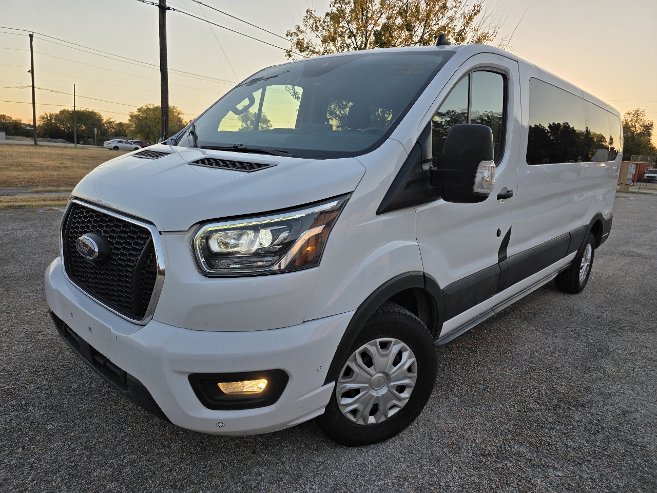 Ford Transit 350 Van Low Roof w/Sliding Pass. 148-in. WB 2023