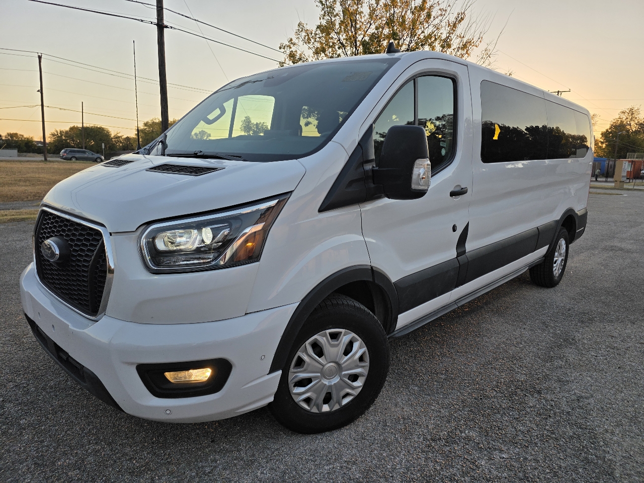 Ford Transit 350 Van Low Roof w/Sliding Pass. 148-in. WB 2023