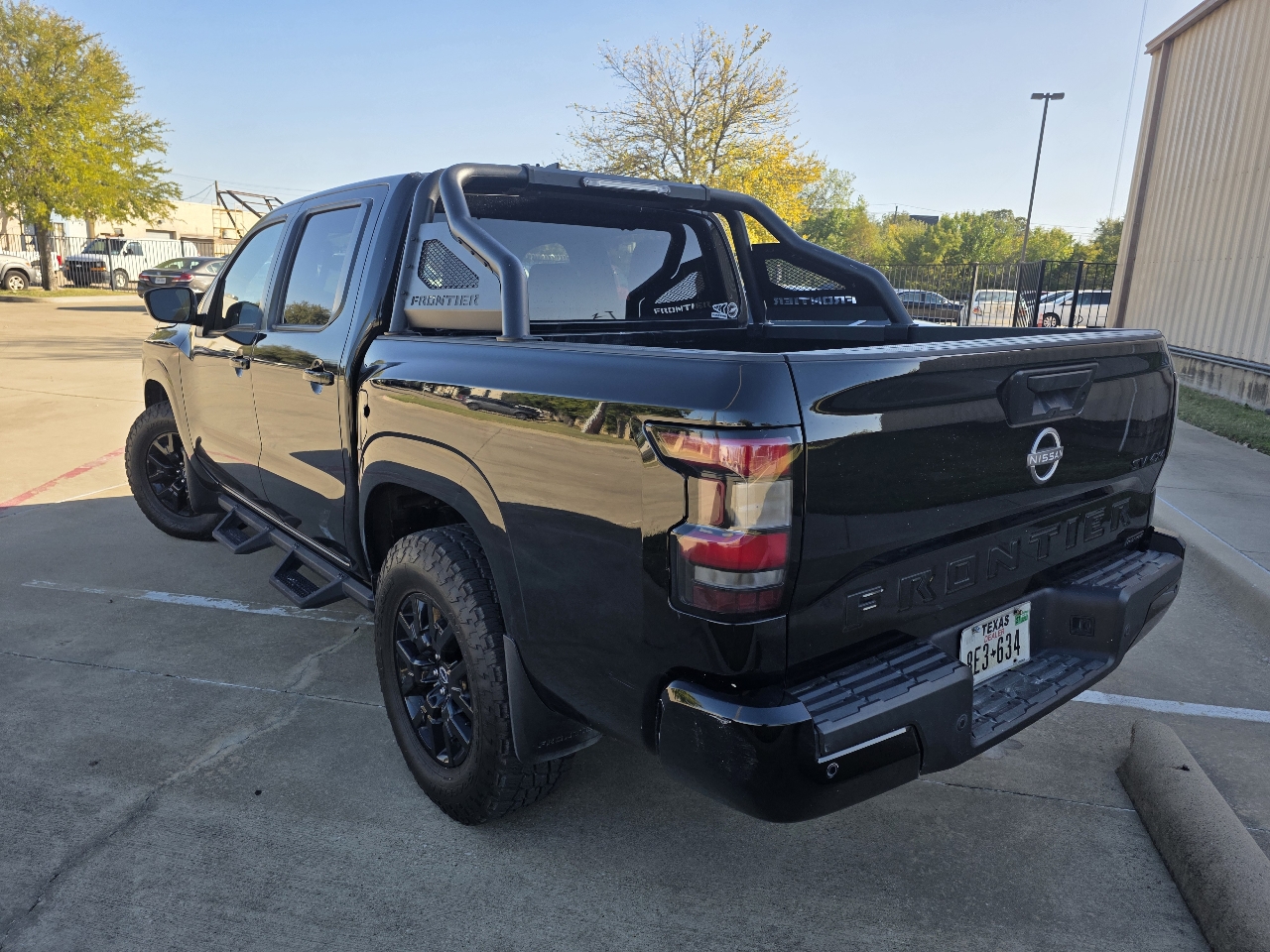 Nissan Frontier SV Crew Cab 4WD 2023 Nissan Frontier SV Crew Cab 4WD 2023