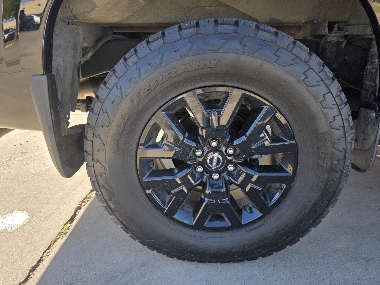 Nissan Frontier SV Crew Cab 4WD 2023 Nissan Frontier SV Crew Cab 4WD 2023