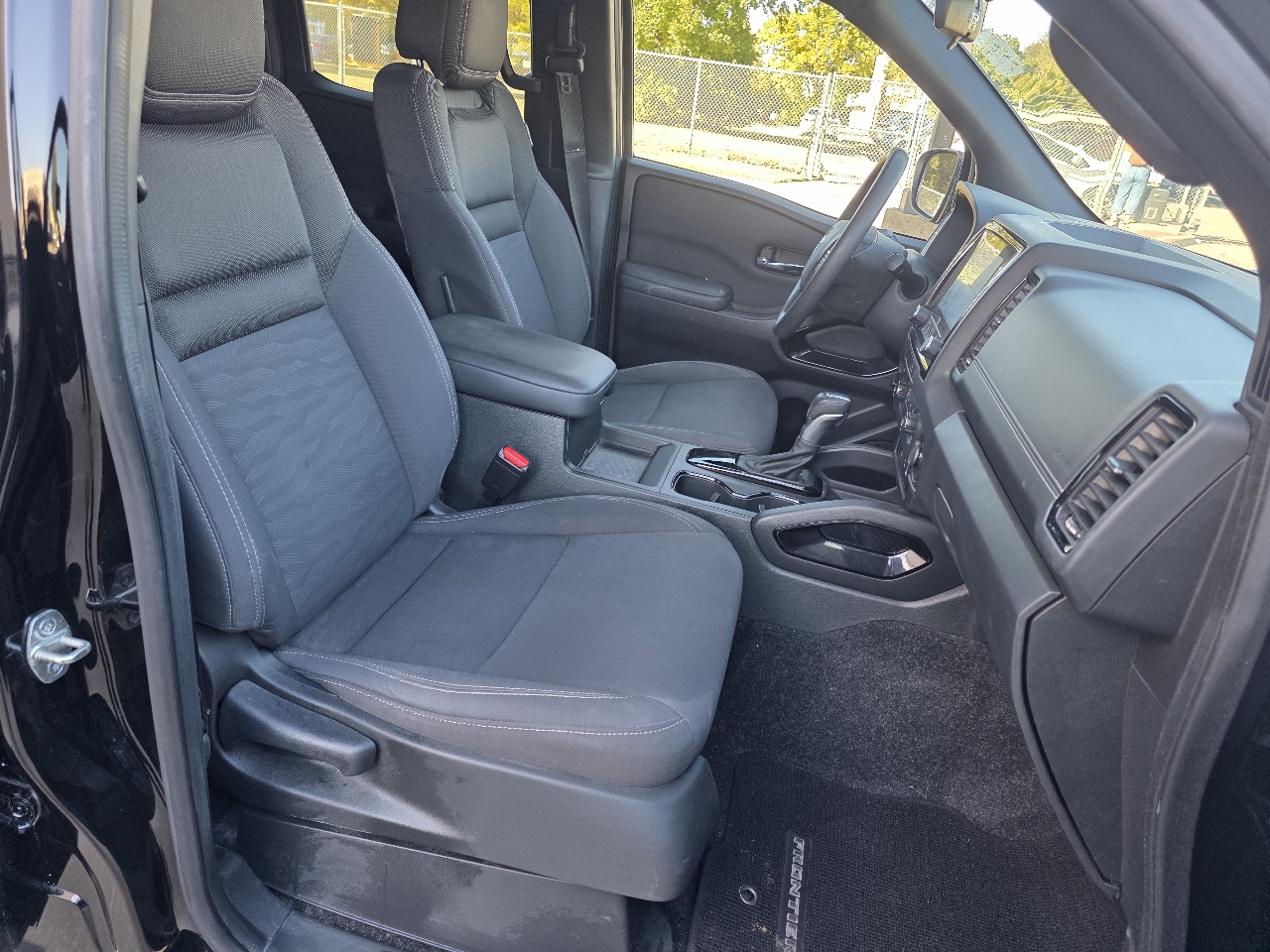 Nissan Frontier SV Crew Cab 4WD 2023 Nissan Frontier SV Crew Cab 4WD 2023