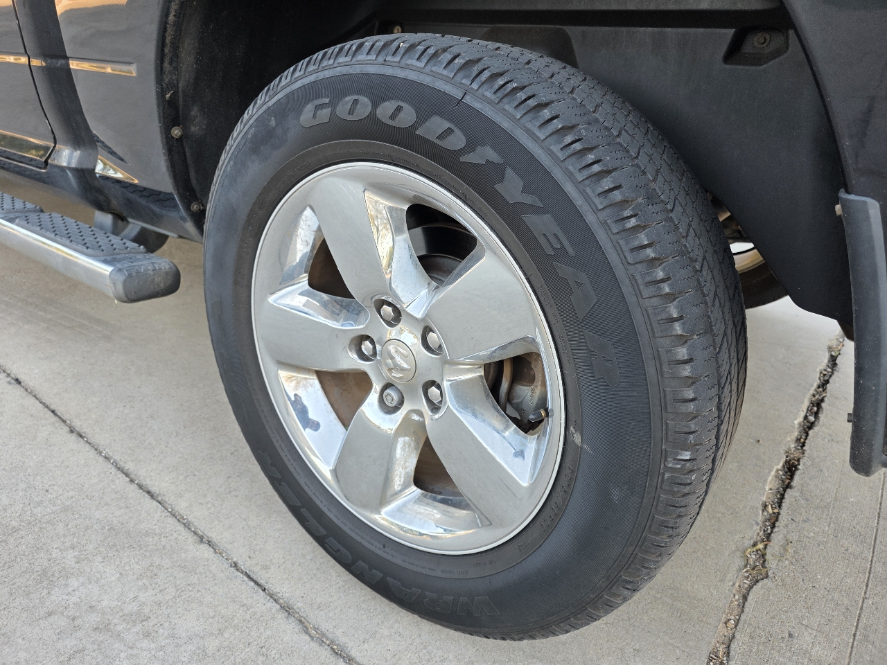 RAM 1500 4WD Crew Cab 140.5" Lone Star 2015 RAM 1500 4WD Crew Cab 140.5" Lone Star 2015