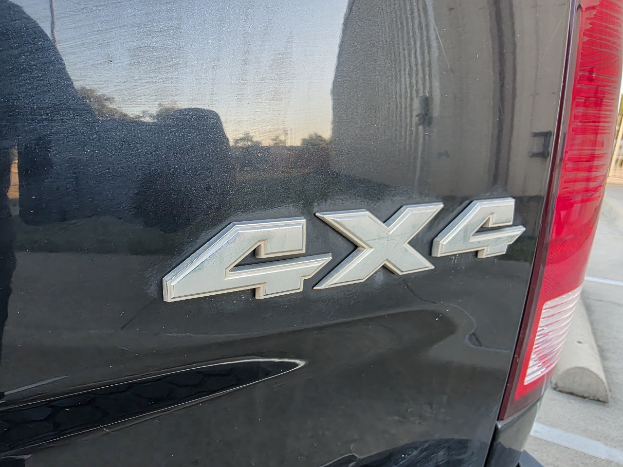 RAM 1500 4WD Crew Cab 140.5" Lone Star 2015 RAM 1500 4WD Crew Cab 140.5" Lone Star 2015