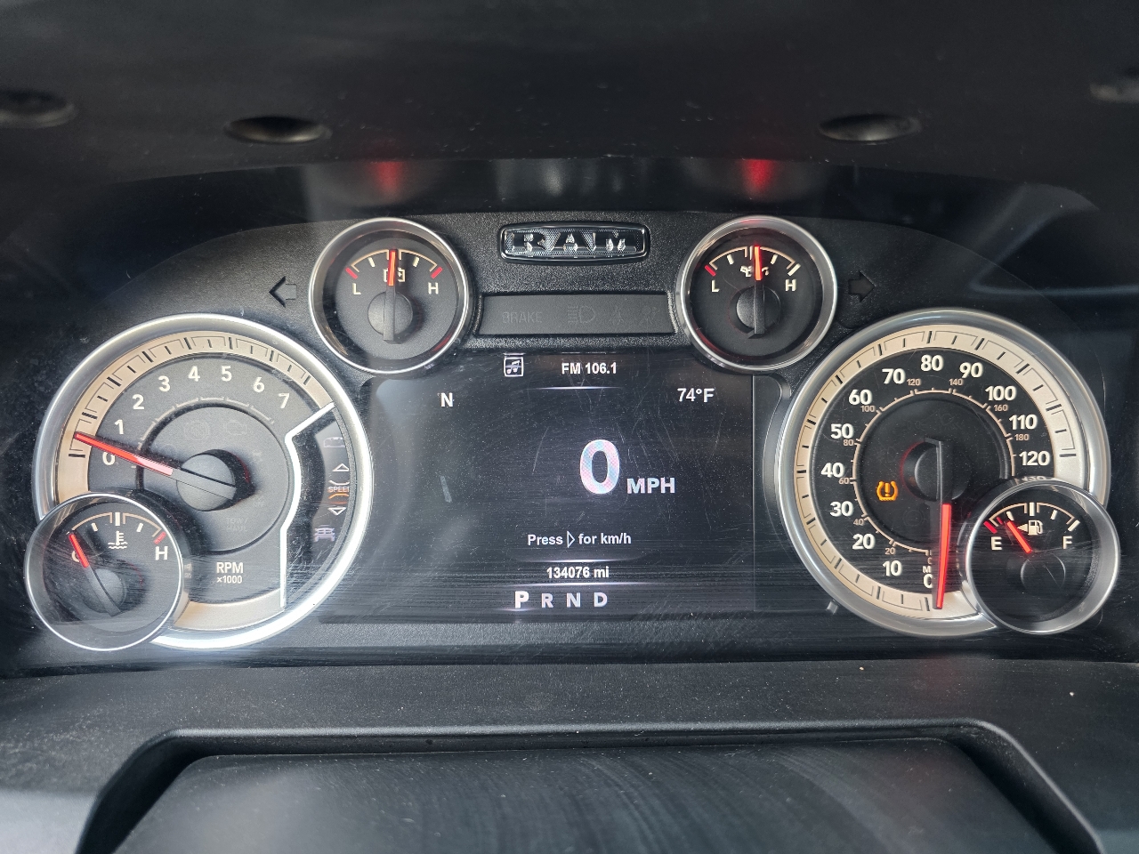 RAM 1500 4WD Crew Cab 140.5" Lone Star 2015 RAM 1500 4WD Crew Cab 140.5" Lone Star 2015