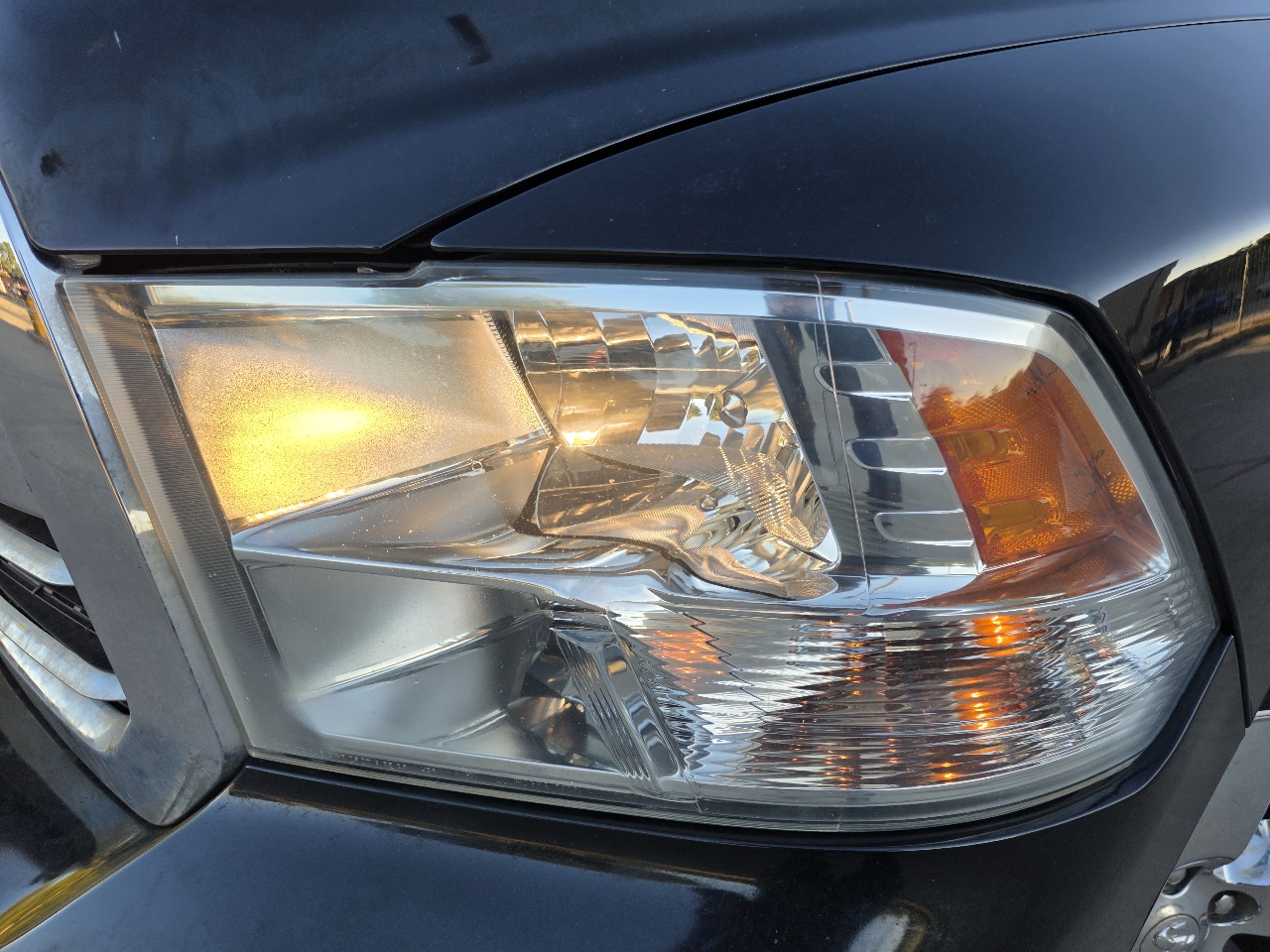 RAM 1500 4WD Crew Cab 140.5" Lone Star 2015 RAM 1500 4WD Crew Cab 140.5" Lone Star 2015