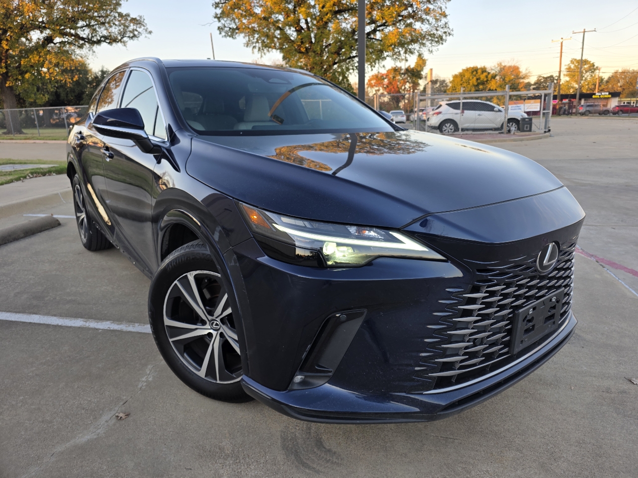 2023 Lexus RX 350 photo 2