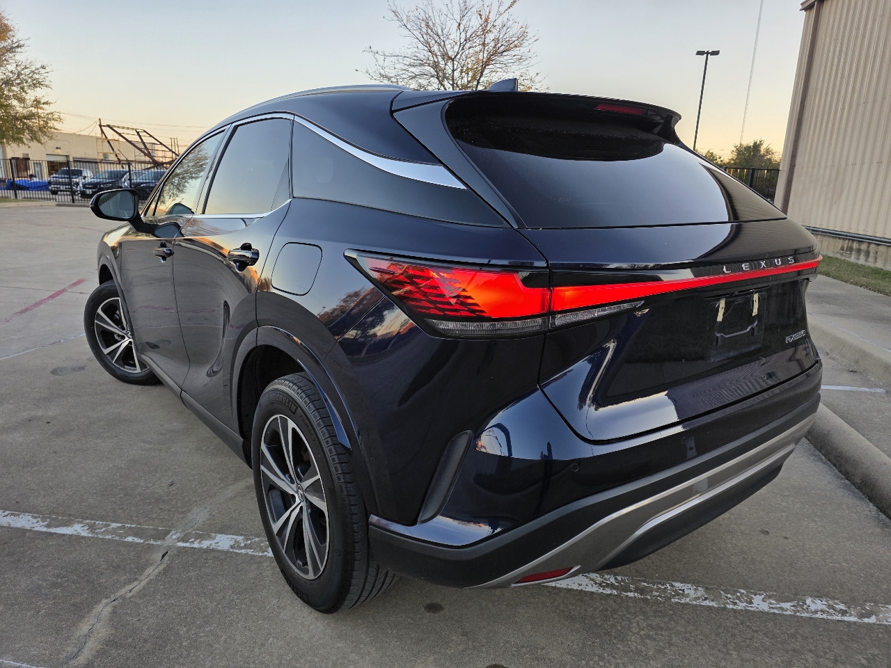 2023 Lexus RX 350 photo 4