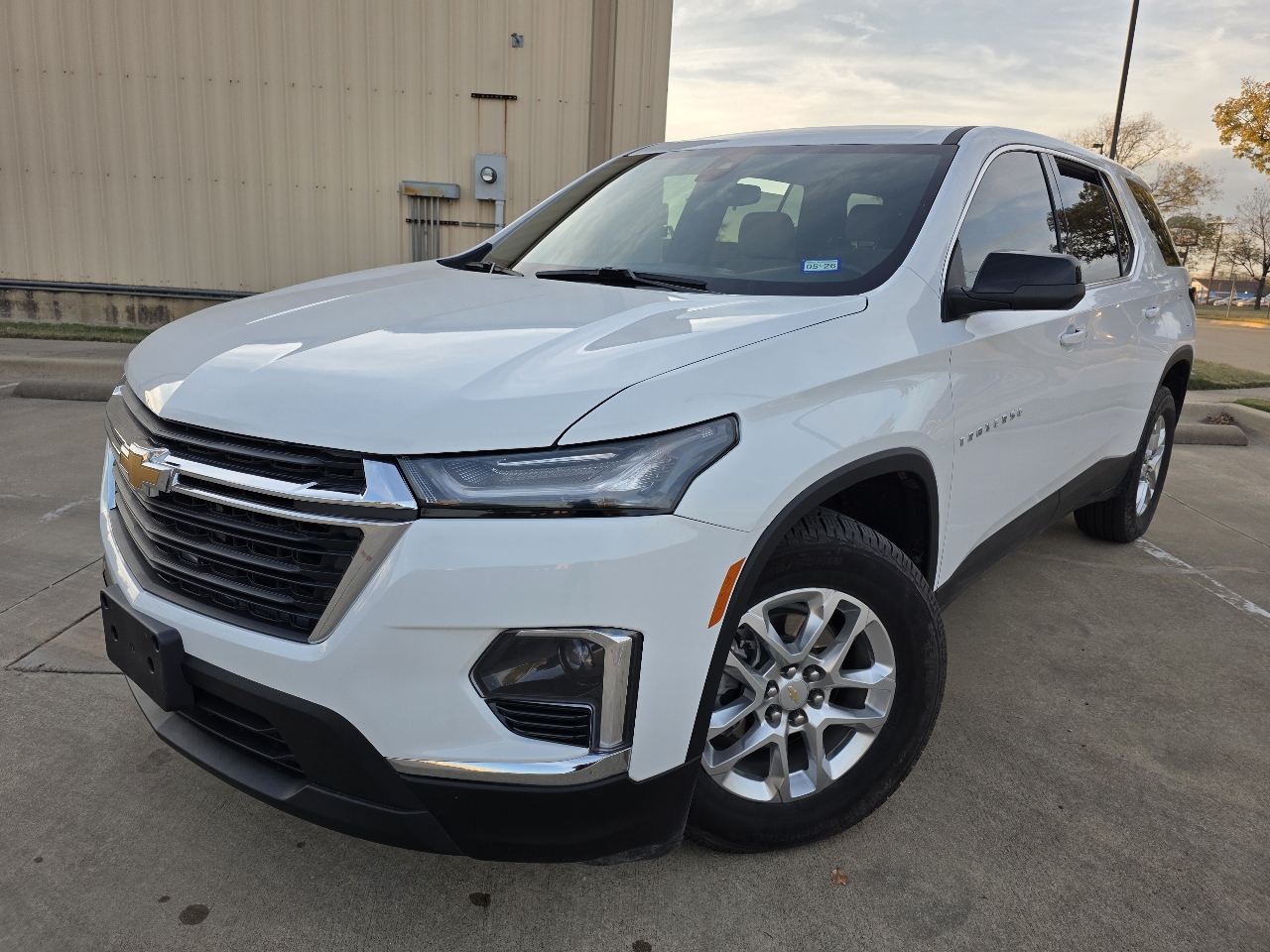 2023 Chevrolet Traverse LS FWD