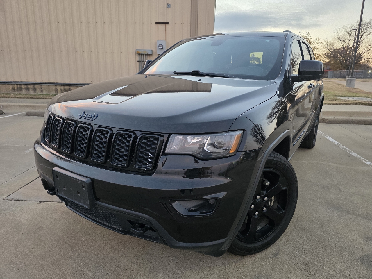 2019 Jeep Grand Cherokee Laredo 2WD