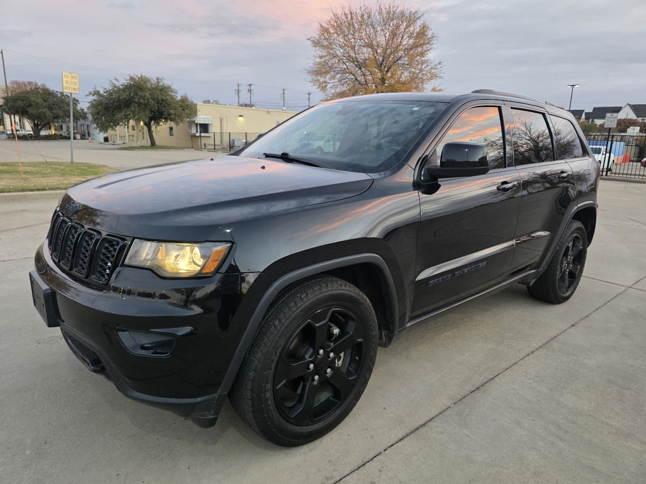 Jeep Grand Cherokee Laredo 2WD 2019