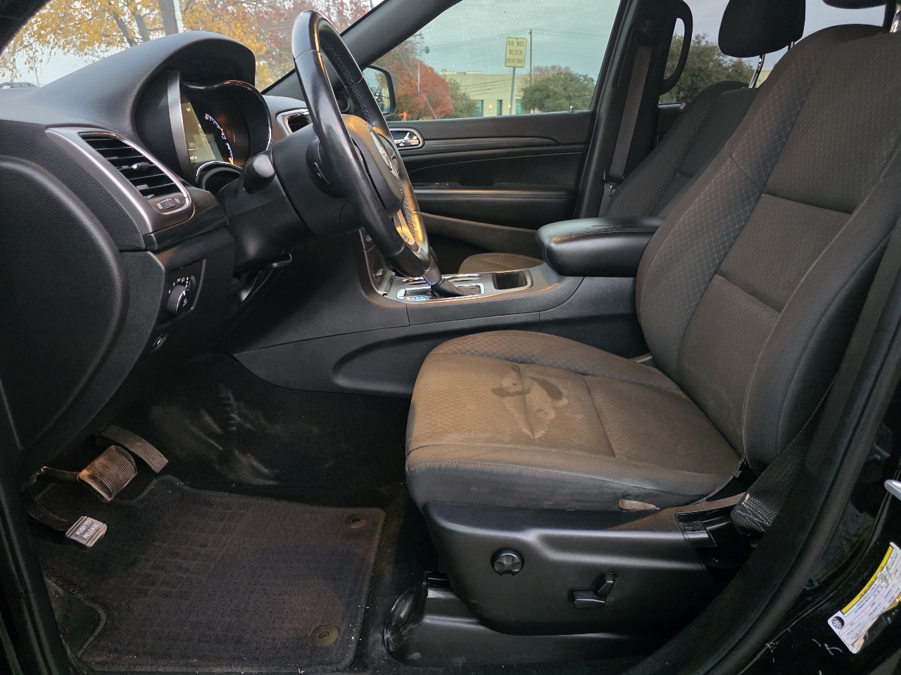 Jeep Grand Cherokee Laredo 2WD 2019