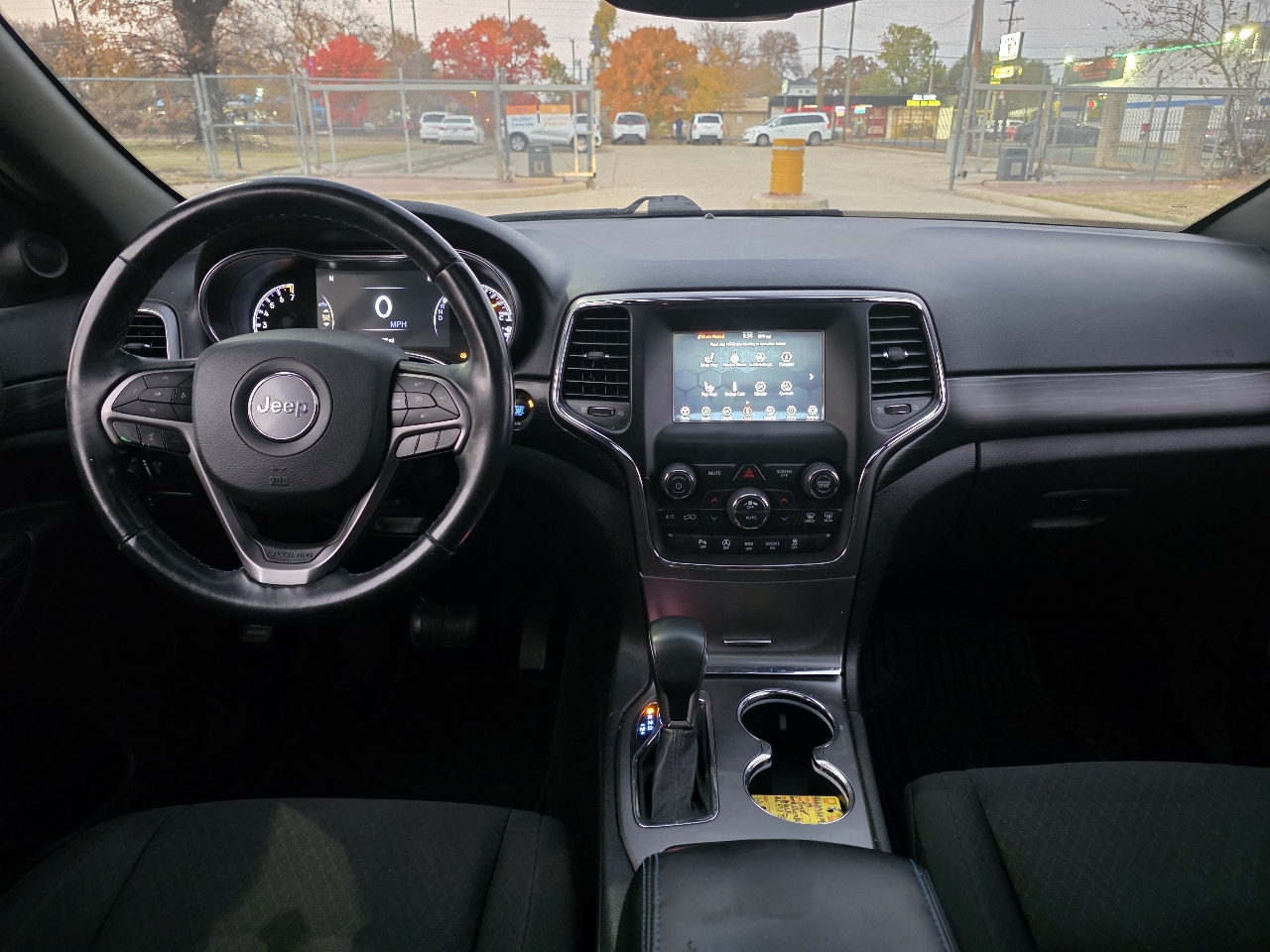 Jeep Grand Cherokee Laredo 2WD 2019