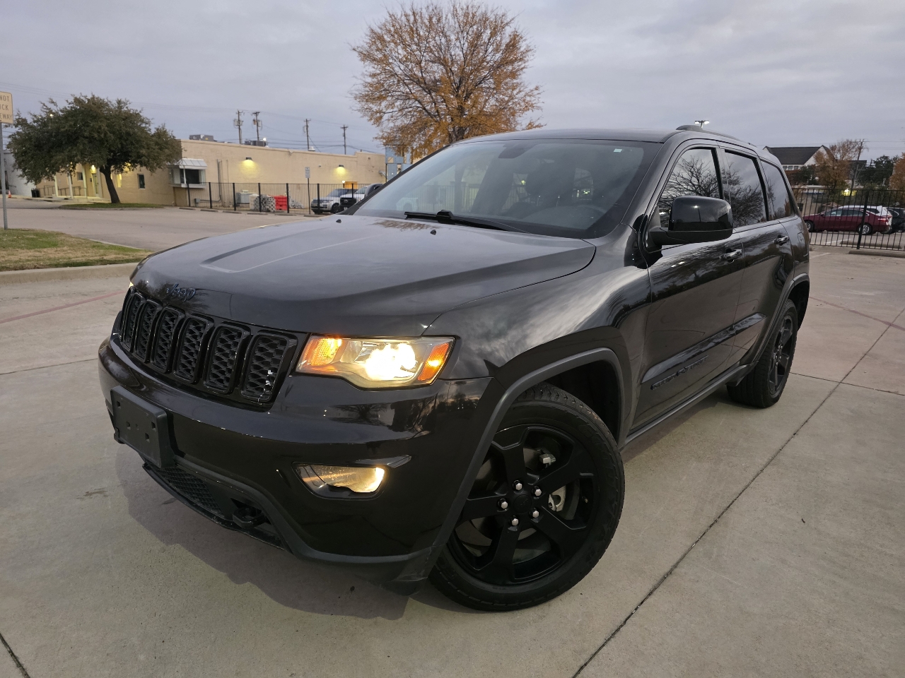 Jeep Grand Cherokee Laredo 2WD 2019