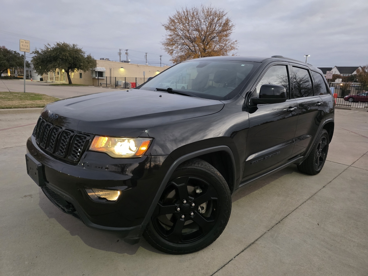 Jeep Grand Cherokee Laredo 2WD 2019