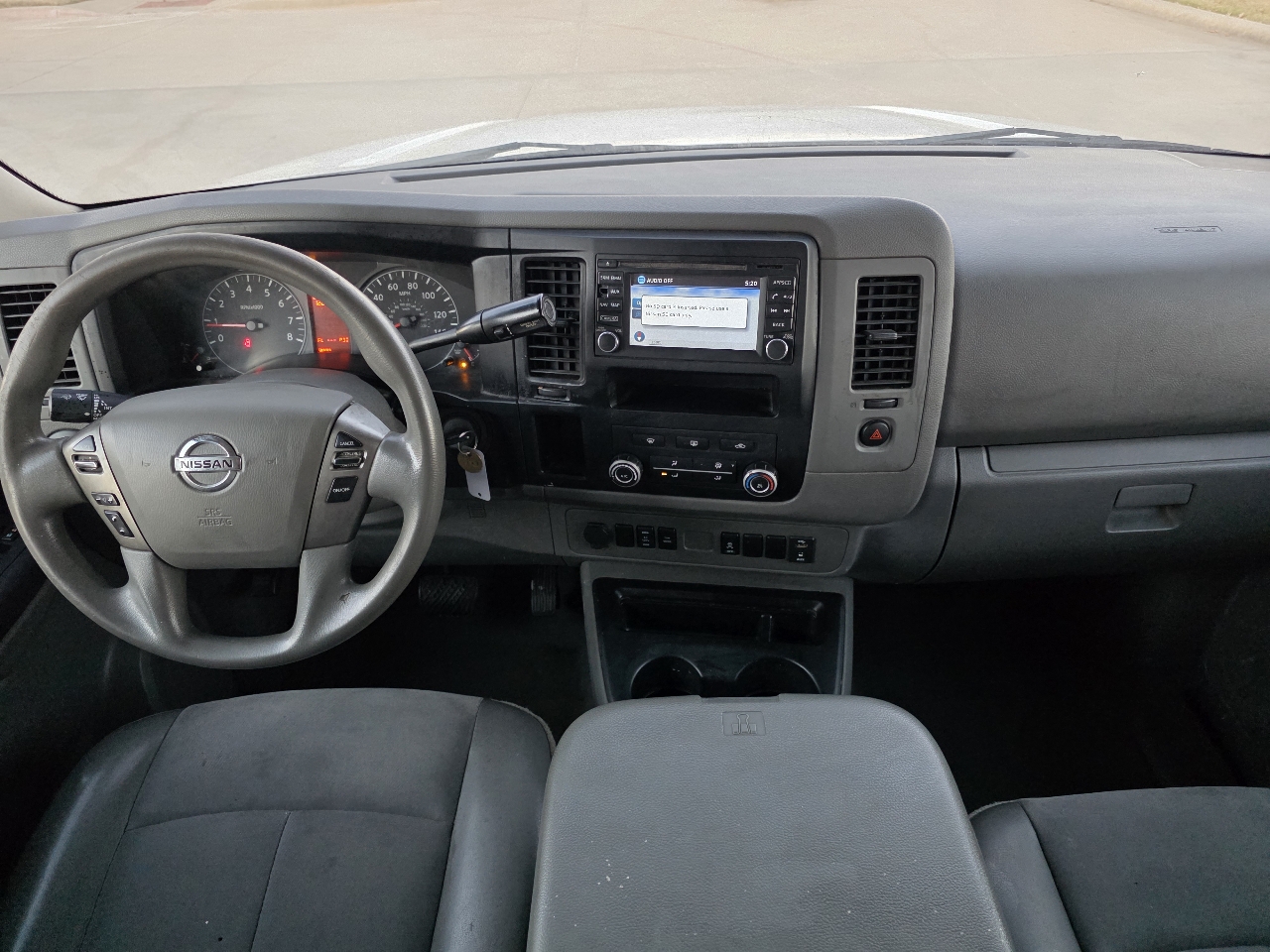 Nissan NV Passenger 3500 SV V8 2016